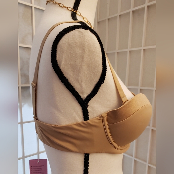 🔥SEA BBOT🔥 NWT Push Up Bra 🎉 - Picture 2 of 7